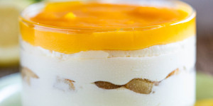 Beitragsbild des Blogbeitrags Zitronen-Tiramisu mit Lemoncurd