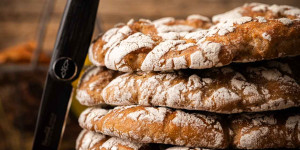 Beitragsbild des Blogbeitrags Schüttelbrot – Südtiroler Jausenklassiker