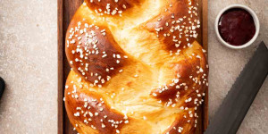Beitragsbild des Blogbeitrags Striezel – Rezept aus einfachem Grundteig