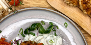 Beitragsbild des Blogbeitrags Fischlaberl von 3erlei Fisch mit Dill-Rahmgurken 