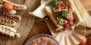 Beitragsbild des Blogbeitrags Rustikale Grill-Dogs leicht gemacht