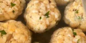 Beitragsbild des Blogbeitrags Selbstgemachte Semmelknödel