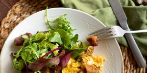 Beitragsbild des Blogbeitrags Vollkornknödel mit Ei