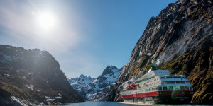 Beitragsbild des Blogbeitrags Mit Hurtigruten durch Norwegen – mein unerfüllter Reisetraum