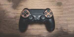 Beitragsbild des Blogbeitrags Das Playstation Plus Lineup im Februar ist nicht schlecht aber auch nicht der Oberknaller.