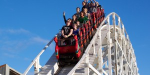 Beitragsbild des Blogbeitrags Jeder Rollercoaster braucht von nun an Windows XP Sounds!