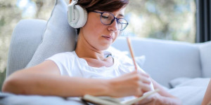 Beitragsbild des Blogbeitrags Schreiben mit Musik? Probiers doch mal aus!
