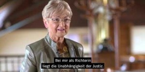 Beitragsbild des Blogbeitrags Ungarn: Erzsébet Diós kämpft für eine unabhängige Justiz | Amnesty Deutschland
