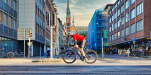 Beitragsbild des Blogbeitrags Studie: Sichere Wege steigern Fahrradverkehr signifikant 
