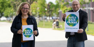 Beitragsbild des Blogbeitrags Offener Brief an die Bundesregierung am Welt-Fair-Trade-Tag