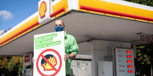 Beitragsbild des Blogbeitrags Historisches Urteil im Klimafall gegen Shell | Greenpeace int.