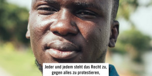 Beitragsbild des Blogbeitrags Nigeria: Verschleppt und misshandelt, weil er gegen Polizeigewalt demonstrierte | Amnesty Deutschland