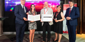 Beitragsbild des Blogbeitrags WEB Windenergie holt Kategoriesieg beim Staatspreis Unternehmensqualität