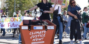 Beitragsbild des Blogbeitrags Der 23. September stand ganz im Zeichen des Weltweiten Klimastreiks – auch FAIRT…