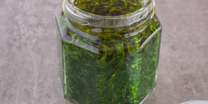 Beitragsbild des Blogbeitrags Bärlauchpaste selber machen