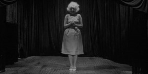 Beitragsbild des Blogbeitrags Clip des Tages: Tanz in den Filmen von David Lynch 