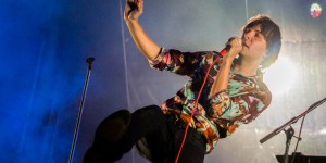 Beitragsbild des Blogbeitrags Out of the Woods 2017: Ausgelassene Stimmung bei Phoenix, Foals und Co.