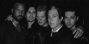 Beitragsbild des Blogbeitrags Clip des Tages: Queens of the Stone Age – The Way You Used To Do (Behind the Scenes)