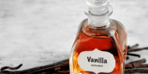 Beitragsbild des Blogbeitrags Vanilleextrakt selber herstellen