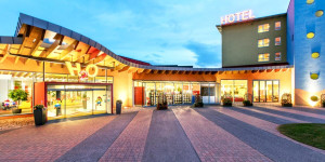 Beitragsbild des Blogbeitrags Wellness-Wochenende im H2O-Thermenresort