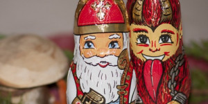 Beitragsbild des Blogbeitrags was uns krampus und nikolo über hundeerziehung sagen