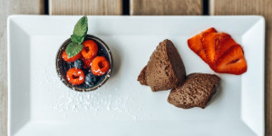 Beitragsbild des Blogbeitrags Das einfachste vegane Mousse au Chocolat 