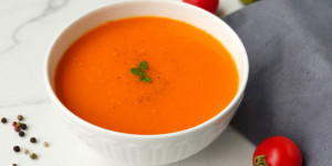 Beitragsbild des Blogbeitrags Aromatische Tomatencremesuppe