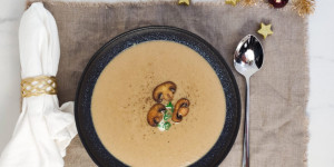 Beitragsbild des Blogbeitrags Beste vegane Champignoncremesuppe