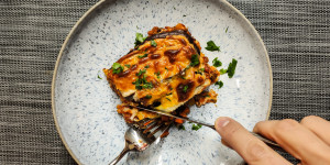 Beitragsbild des Blogbeitrags Vegane Lasagne mit Linsen 