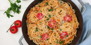 Beitragsbild des Blogbeitrags Vegane Spaghetti Bolognese 