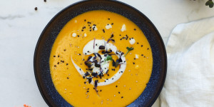 Beitragsbild des Blogbeitrags Cremige Rote Linsensuppe