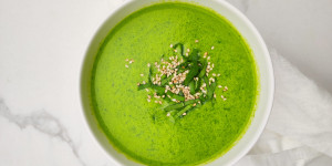 Beitragsbild des Blogbeitrags Vegane Bärlauchcremesuppe