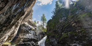 Beitragsbild des Blogbeitrags Verborgene Welt Klettersteig (C/D) in den Lienzer Dolomiten 