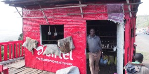 Beitragsbild des Blogbeitrags Afrikanisches Tagebuch #5 Auf Umwegen