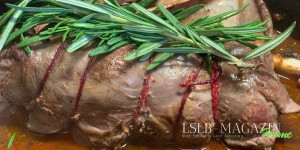 Beitragsbild des Blogbeitrags Rehschulter gerollt – Rezept nach Andreas Döllerer