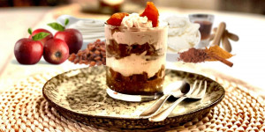 Beitragsbild des Blogbeitrags Herbstliches Dessert ohne zu backen – Bratapfel Tiramisu 