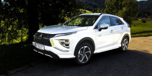 Beitragsbild des Blogbeitrags Mitsubishi Eclipse Cross PHEV – SUV scharf geschnitten 