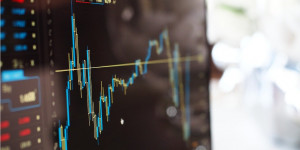 Beitragsbild des Blogbeitrags Bain-Studie: Wie die Private-Equity-Branche krisenfest wird