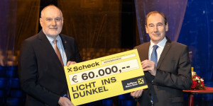Beitragsbild des Blogbeitrags Raiffeisen Steiermark spendete 60.000 Euro an „Licht ins Dunkel”