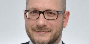 Beitragsbild des Blogbeitrags Kommunalkredit verstärkt Führungsspitze durch Sebastian Firlinger