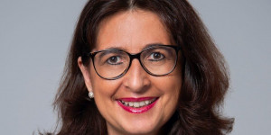 Beitragsbild des Blogbeitrags Astrid Valek, HDI Leben: „Derzeit liegt durchschnittliche Bruttopension für Frauen bei 1.083 Euro – das ist nahe der Armutsgrenze.“
