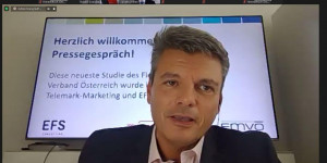 Beitragsbild des Blogbeitrags FMVÖ-Studie: Digitale Transformation von Banken und Versicherungen schreitet voran, Kundenkontakt dennoch wichtig