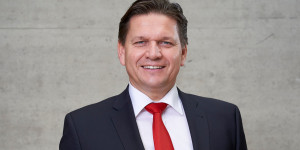 Beitragsbild des Blogbeitrags Schoellerbank: Helmut Siegler ist neuer Vorstandsvorsitzender