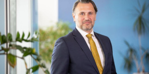 Beitragsbild des Blogbeitrags Anadi Bank erreicht Höchststände beim digitalen Konsumentenkredit