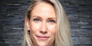 Beitragsbild des Blogbeitrags Stefanie Ahammer, VISA: „Ich bin eine große Unterstützerin der Finance Marketer of the year Awards.“