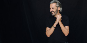 Beitragsbild des Blogbeitrags Markus Gull, The Story Dude: „Unternehmen müssen eine Bedeutung vermitteln.“