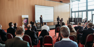 Beitragsbild des Blogbeitrags LSZ Innovation Summit Banking & Insurance findet am 8. und 9. November in Bad Loipersdorf statt