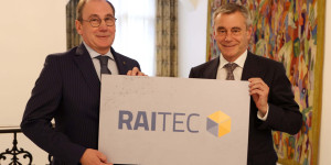 Beitragsbild des Blogbeitrags RAITEC: Raiffeisen-Landesbanken Steiermark und Oberösterreich schaffen gemeinsames IT-Unternehmen