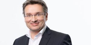 Beitragsbild des Blogbeitrags Allianz Digital-Life Studie 2022: Digital ist das neue Normal