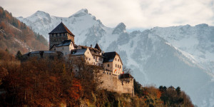 Beitragsbild des Blogbeitrags Talk „Finanzplatz Liechtenstein – ein sicherer Hafen in unsicheren Zeiten” am 8. Mai in Wien